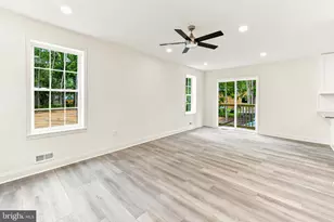 805 Buffalo Ct, Deptford, NJ 08096 - Photo 5