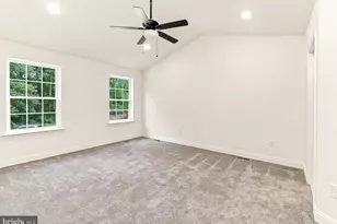 805 Buffalo Ct, Deptford, NJ 08096 - Photo 9