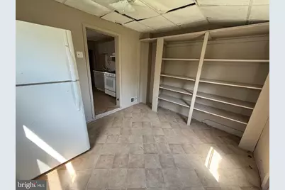 16 Delsea Drive N, Glassboro, NJ 08028 - Photo 5