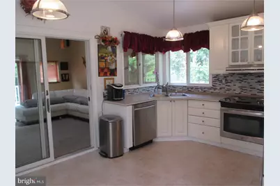 207 Pine Street, Washington Township, NJ 08012 - Photo 7