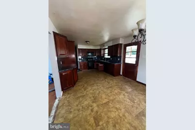 28 Malaga Terrace, Franklin Township, NJ 08328 - Photo 3