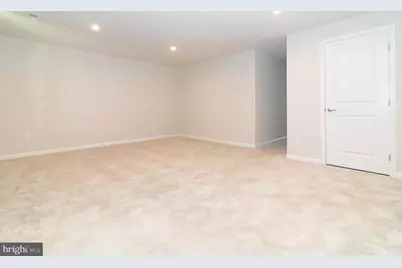 31 Roundstone Run, Swedesboro, NJ 08085 - Photo 11