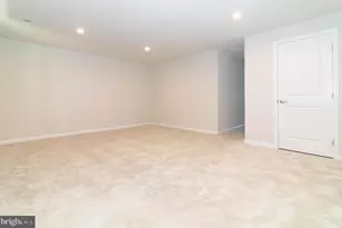 31 Roundstone Run, Swedesboro, NJ 08085 - Photo 11