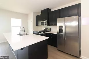 31 Roundstone Run, Swedesboro, NJ 08085 - Photo 1