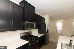 31 Roundstone Run, Swedesboro, NJ 08085 - Photo 15
