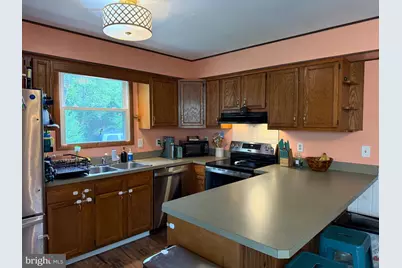 555 Pennsylvania Avenue, Franklin Township, NJ 08322 - Photo 3