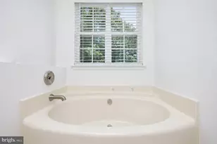 260 Staggerbush Rd, Monroe Township, NJ 08094 - Photo 25