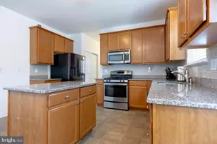 260 Staggerbush Rd, Monroe Township, NJ 08094 - Photo 7