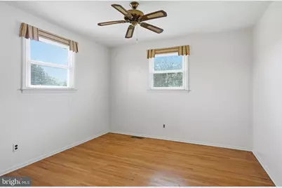 320 Macclelland Avenue, Glassboro, NJ 08028 - Photo 17