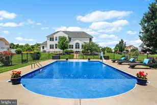 104 Tuscan Ln, Harrison Township, NJ 08062 - Photo 3