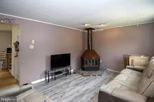 1662 Victory Ave, Monroe Township, NJ 08094 - Photo 13