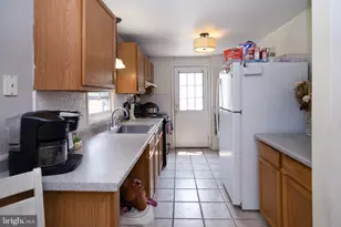1662 Victory Ave, Monroe Township, NJ 08094 - Photo 9
