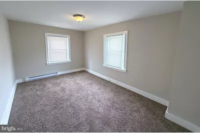 108 W Buck Street, Paulsboro, NJ 08066 - Photo 9