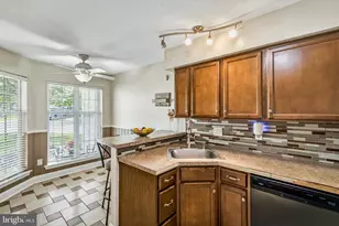 1142 Shamrock Way, Monroe Township, NJ 08094 - Photo 5