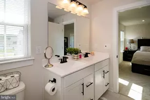 17 Sequoia Ct, Monroe Township, NJ 08094 - Photo 31