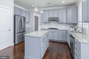 707 Chelsea Rd, Harrison Township, NJ 08062 - Photo 9