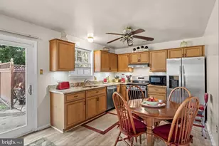 409 Amesbury Pl, Glassboro, NJ 08028 - Photo 9