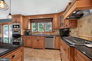 9 Rittenhouse Square, Sicklerville, NJ 08081 - Photo 15