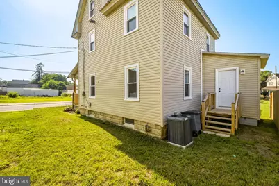 15 S Maple Avenue, Greenwich Township, NJ 08027 - Photo 3