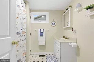 46 W Vine St, Greenwich Township, NJ 08027 - Photo 15
