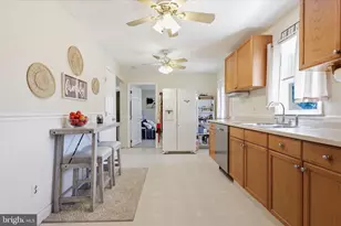 46 W Vine St, Greenwich Township, NJ 08027 - Photo 9
