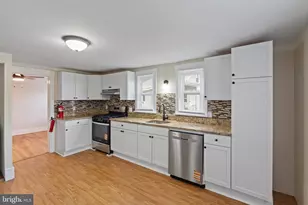 961 Main St, Sewell, NJ 08080 - Photo 9