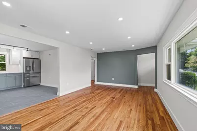 316 W Adams Street, Paulsboro, NJ 08066 - Photo 11