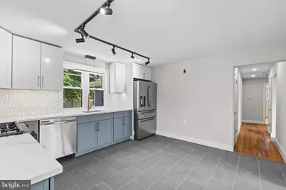 316 W Adams Street, Paulsboro, NJ 08066 - Photo 13