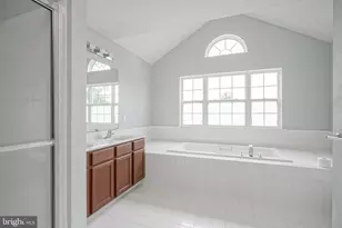 809 Galleria Dr, Monroe Township, NJ 08094 - Photo 33