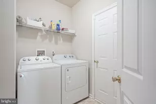 809 Galleria Dr, Monroe Township, NJ 08094 - Photo 11