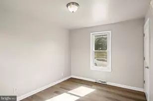 28 W Monroe St, Paulsboro, NJ 08066 - Photo 5