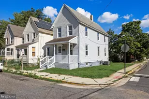 28 W Monroe St, Paulsboro, NJ 08066 - Photo 1