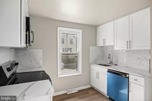 28 W Monroe St, Paulsboro, NJ 08066 - Photo 9