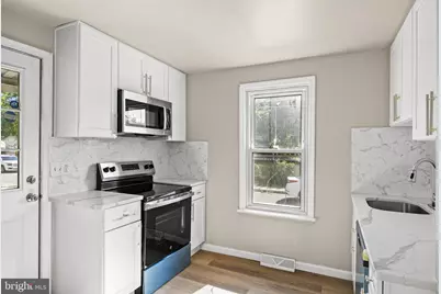 28 W Monroe Street, Paulsboro, NJ 08066 - Photo 7