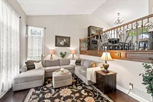 44 Hollybrook Dr, Sewell, NJ 08080 - Photo 3