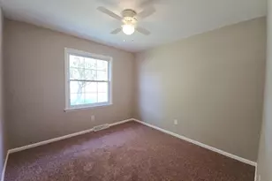 107 N Green St, Clayton, NJ 08312 - Photo 9