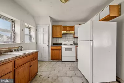 413 Deptford Avenue, Woodbury, NJ 08096 - Photo 5