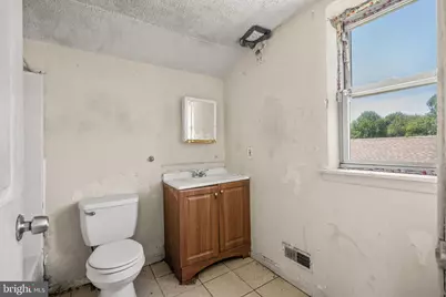 413 Deptford Avenue, Woodbury, NJ 08096 - Photo 11