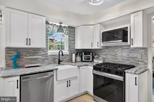 393 Bryn Mawr Dr, Monroe Township, NJ 08094 - Photo 15
