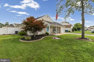 20 S Mars Dr, Sewell, NJ 08080 - Photo 3