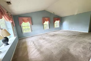 574 Barbados Dr, Monroe Township, NJ 08094 - Photo 3