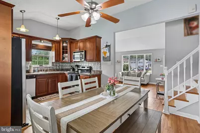 28 Cherry Ln, West Deptford, NJ 08096 - Photo 5