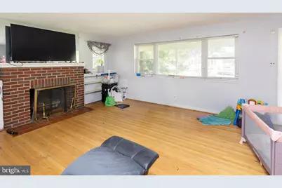 357 Nassau Ave, Paulsboro, NJ 08066 - Photo 3