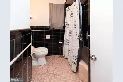 357 Nassau Ave, Paulsboro, NJ 08066 - Photo 11