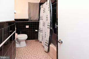 357 Nassau Ave, Paulsboro, NJ 08066 - Photo 11