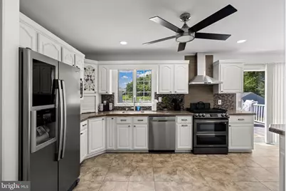 1581 Commissioners Road, Harrison Township, NJ 08062 - Photo 11