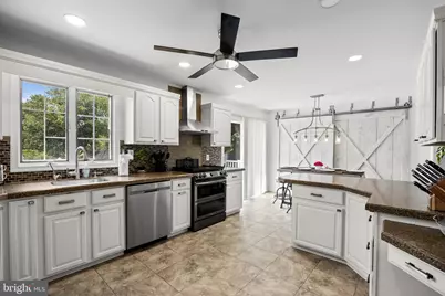 1581 Commissioners Road, Harrison Township, NJ 08062 - Photo 5