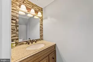 2 Quasar Ct, Sewell, NJ 08080 - Photo 7