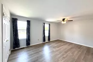 2 Quasar Ct, Sewell, NJ 08080 - Photo 9
