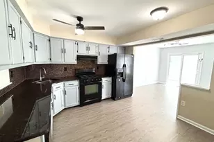 2 Quasar Ct, Sewell, NJ 08080 - Photo 3